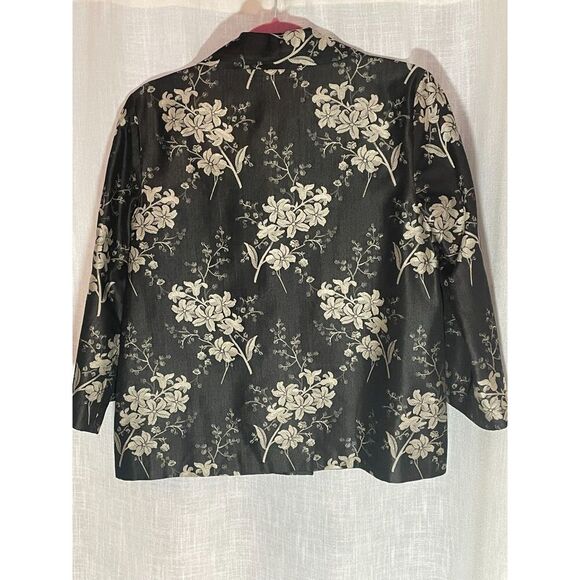 Tommy Bahama Silk Blend Jacquard Boxy Jacket 3/4 Length Sleeves Size 8 EUC - Picture 3 of 5